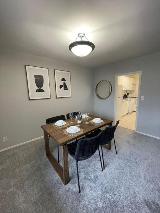 Charming Apartment At Crystal City With Amazing Amenities Arlington Kültér fotó